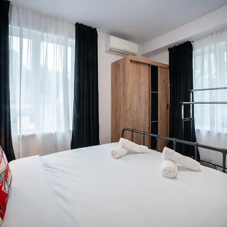Appartement Summer Theatre